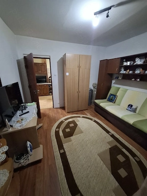 Vând apartament cu 2 camere confort 1 decomandat  - imagine 6