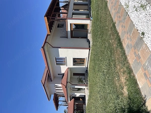 Inchiriez casa pentru gradinita, scoala, azil de batrani sau locui