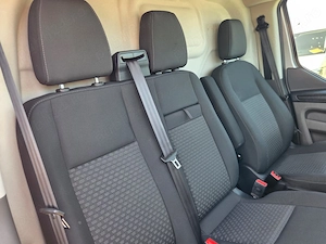 Ford Transit Custom L1H1 Cutie Automată - imagine 20