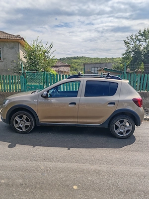 Vând Dacia Sandero Stepway  - imagine 2