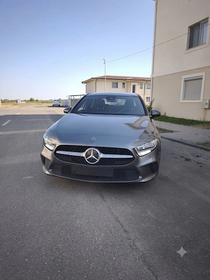 Mercedes A180   2020 