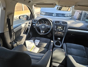 VW Golf 6 1.4TSI Navigatie SenzoriParcare Clima ÎncălzireScaune Alcantara DistribuțieSchimbata  - imagine 10