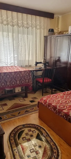 Vanzare apartament 3 camere Alexandria