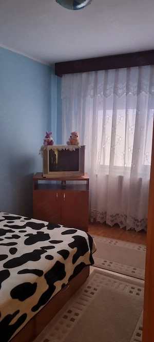 Vanzare apartament 3 camere Alexandria - imagine 2