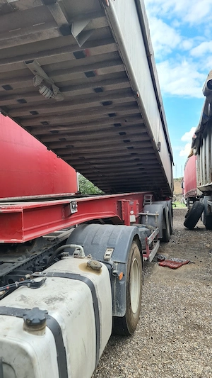 Semiremorci  basculabile pentru transport fier vechi si agregate etc! - imagine 7