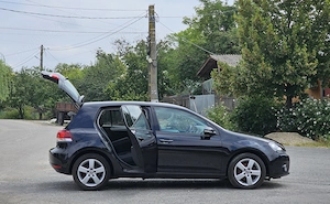 VW Golf 6 1.4TSI Navigatie SenzoriParcare Clima ÎncălzireScaune Alcantara DistribuțieSchimbata  - imagine 5
