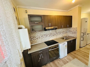 Apart. 3 camere, Ared R 18 pe str. Tudor Vladimirescu - Oradea - imagine 4