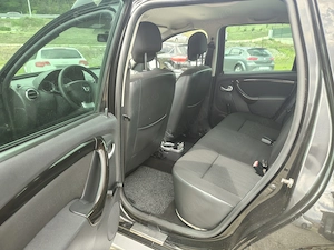 Dacia Duster 1.5 dCi  4x2 - imagine 12