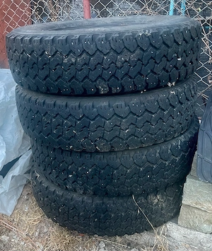 vand anvelope off road 195 R 15 Toyo Radial  - imagine 2