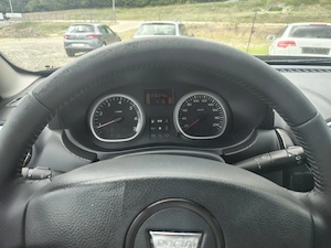 Dacia Duster 1.5 dCi  4x2 - imagine 18