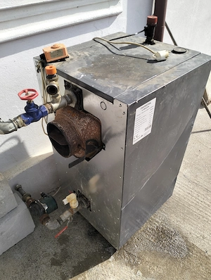 Vând centrala lemne Romstal 27-30kw