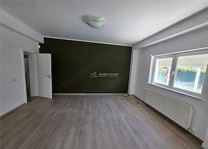 Vila cu piscina - Pipera - 5 camere - 3 bai - 218mp - 800mp teren - imagine 7