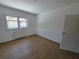 Vila cu piscina - Pipera - 5 camere - 3 bai - 218mp - 800mp teren - imagine 17