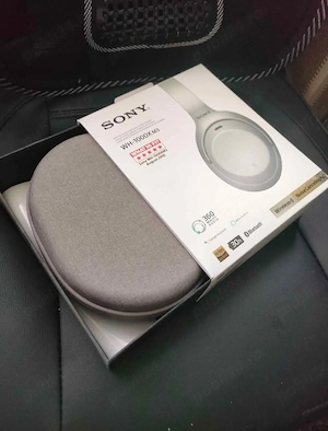 vând căști Sony 