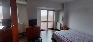 Central, 2 camere, bloc an 2000 - imagine 7