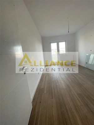 Vand apartament cu 2 camere tip studio I Metrou I 86000 ! - imagine 6