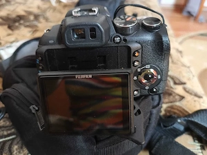 aparat foto Fujifilm FinePix HS10 - imagine 4