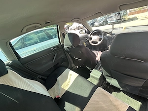 Passat B5.5 1.9 TDI din 2005 - imagine 3