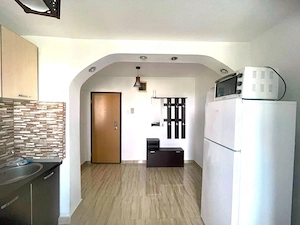 🏠 Închiriez Apartament cu - imagine 8