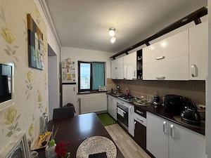 Apartament spațios cu 3 camere- mobilat și utilat- zona Sc. Gen. Andrei Saguna - imagine 10