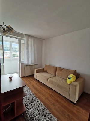 Apartament 3 camere de închiriat, central, Bld Traian, zona spital, școala 2 - imagine 3