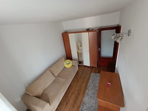 Apartament 3 camere de închiriat, central, Bld Traian, zona spital, școala 2 - imagine 4