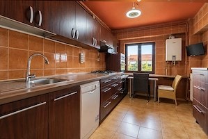 TINERETULUI - METROU, 4 CAMERE 86 MP, PANORAMA!   - imagine 3