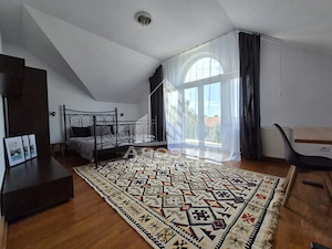 Vila 6 camere, zona GRADISTE - imagine 3