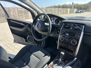 Mașina e mică, confortul e Mercedes! - imagine 6
