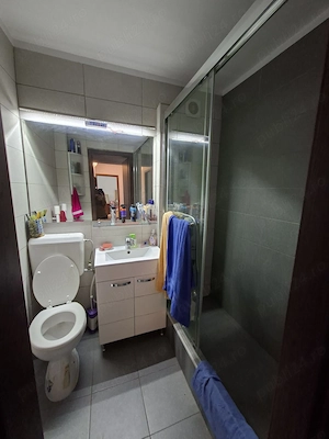 Inchiriez apartament 3 camere, etaj 4, Prelungirea Ghencea 425 Euro - imagine 2
