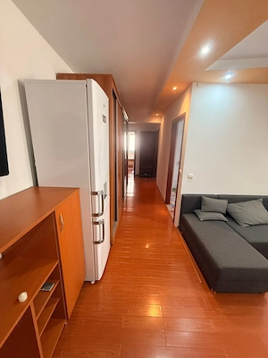 Apartament 3 camere semidecomandat zona Eroilor - imagine 4