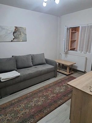 Ofer spre închiriere apartament cu 1 cameră