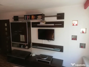 Închiriez apartament 2 camere, decomandat, metrou Crangasi - 6 minute