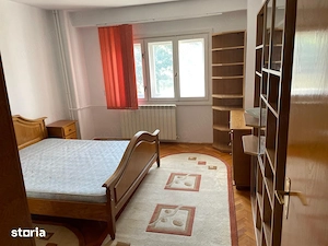 Apartament 3 camere, Centrul Civic, bucatarie separata - imagine 3