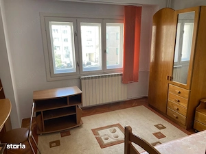 Apartament 3 camere, Centrul Civic, bucatarie separata - imagine 4