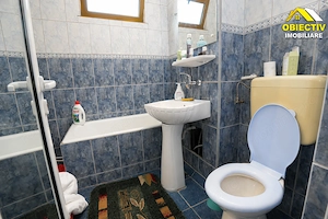 Apartament 2 camere etaj 4 , zona PETRODAVA - imagine 4