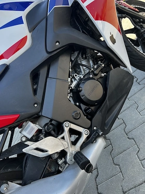 Honda CBR125 R 2016 Facelift (HRC Tricolor)   Ideală A1 - imagine 5