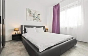 Apartament 3 camere de închiriat   Oradea, Str. Xenopol nr. 35 | Parter | Grădină proprie - imagine 5