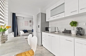 Apartament 3 camere de închiriat   Oradea, Str. Xenopol nr. 35 | Parter | Grădină proprie - imagine 3