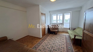 Garsoniera Craiovei etaj intermediar in bloc de apartamente - imagine 8
