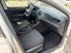 Volkswagen Polo 5 usi 1.0i 80cp - imagine 15