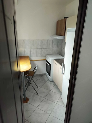 Apartament 3 camere calea Sagului   Piata Doina   Gen. 2 - imagine 3