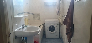 Proprietar inchiriez apartament 4 camere zona balcescu .pret 500 euro negociabil,  garantie 2 luni. - imagine 9