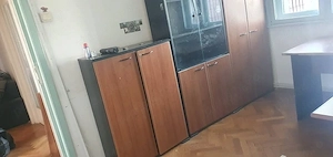 Inchiriez apartament 4 camere zona balcescu.pret 500 euro negociabil, garantie 2 luni. - imagine 2