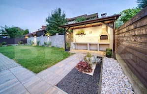 Apartament cu 3 camere, decomandat, cu terasă, grădină și loc de parcare - imagine 11