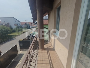 Casa cu 4 camere 2 bai - curte - filigorie - panouri fotovoltaice  - imagine 10