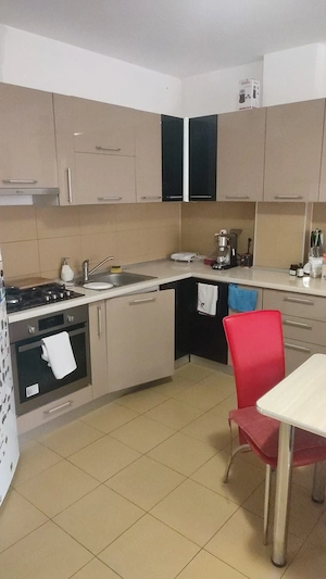 Se vinde apartament cu 3 camere - imagine 5