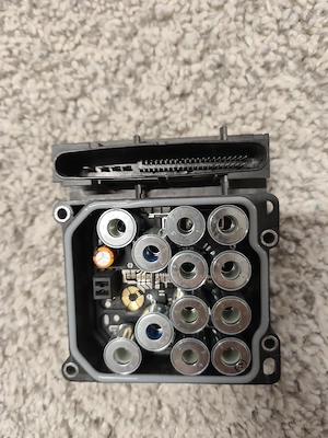 Calculator Centralina ECU Pompa ABS Corsa C Bosch 0265950325