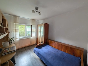 Vând apartament cu 3 camere, complet decomandat, suprafață utilă 66 mp , Etaj 2 4 - imagine 5