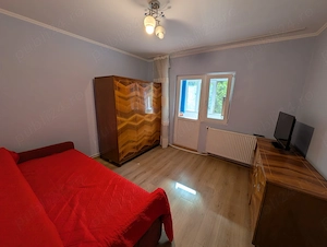 Vând apartament cu 3 camere, complet decomandat, suprafață utilă 66 mp , Etaj 2 4 - imagine 4